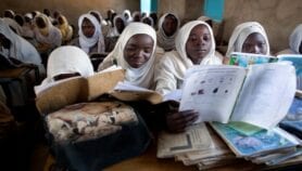 一百万的非洲女孩“可能永远不会重返学校”