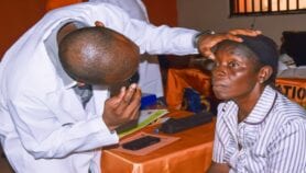 非洲冈比亚的trachoma-free状态集的例子的